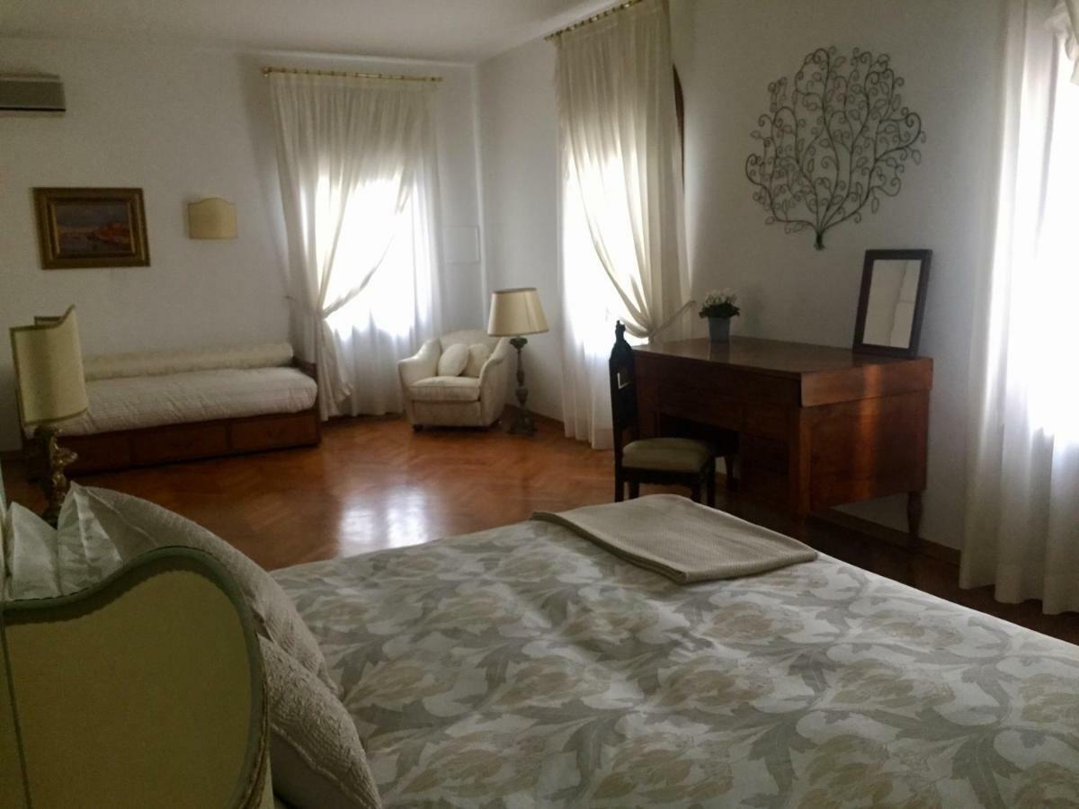 Casa Lunia Guesthouse Μέστρε Εξωτερικό φωτογραφία